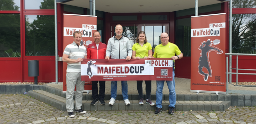 Schirmherr Maximilian Mumm und TG Vorsitzender Ralf Schlich freuen sich mit Markus Schulte, Ellen Klöckner und Michael Loch auf das bevorstehende Badminton-Highlight.